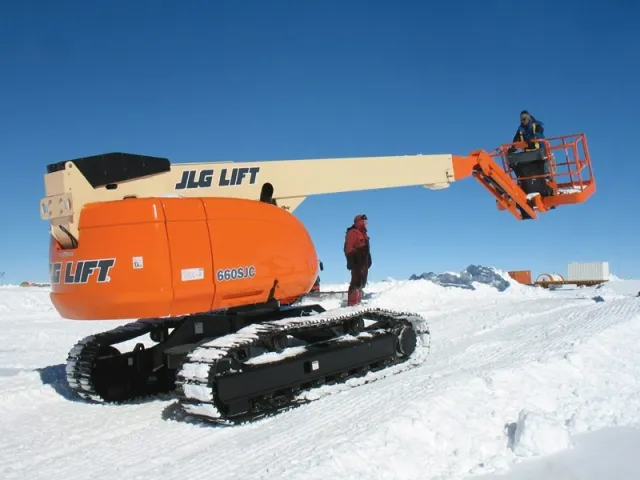 Телескопический подъемник JLG 660SJC