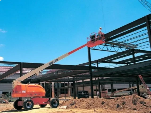Телескопический подъемник JLG 400S