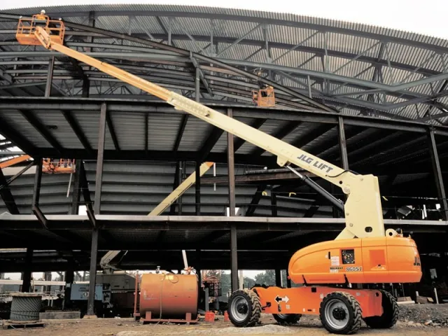 Телескопический подъемник JLG 860SJ
