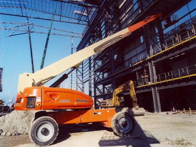 Телескопический подъемник JLG 1350SJP
