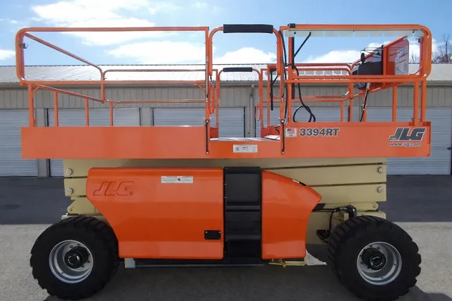 Подъемник ножничный JLG 3394RT