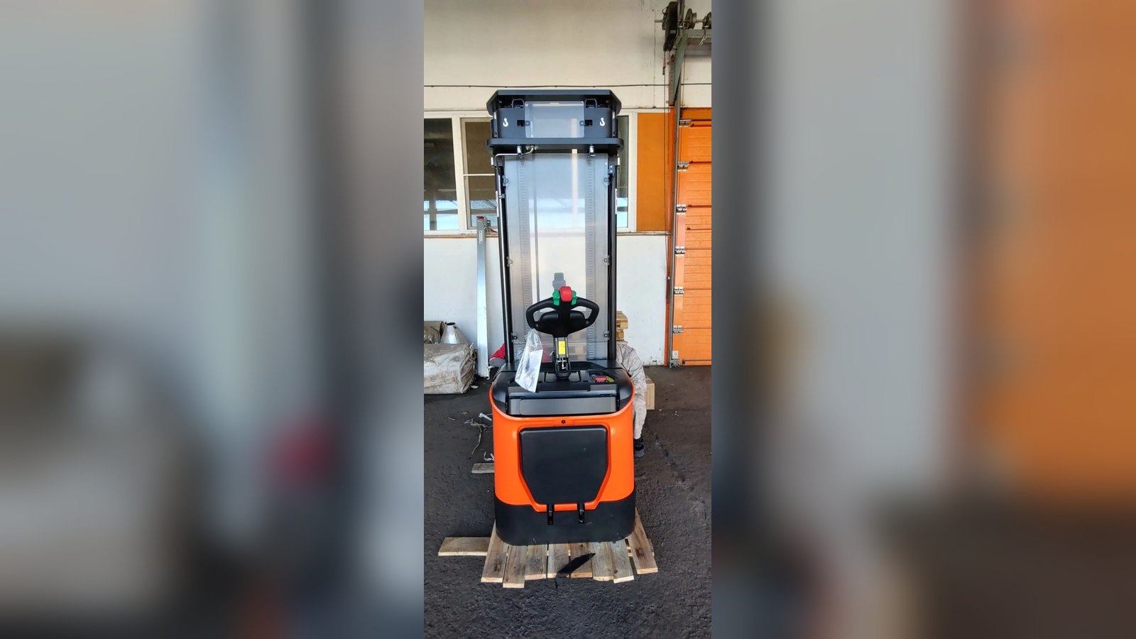 Штабелёр Noblelift PS16N TX5500FFL